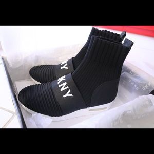 dkny anna slip on wedge sneaker